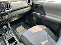 2023 Toyota Tacoma 4WD 4WD SR5 Double Cab