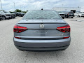 2018 Volkswagen Passat V6 GT