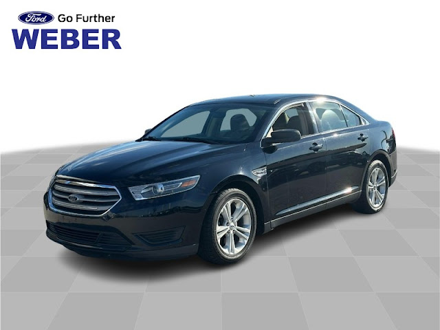 2017 Ford Taurus SE