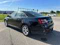2017 Ford Taurus SE